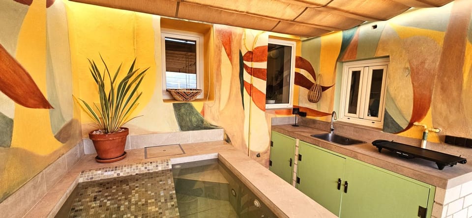 BBQ facilities, Swimming pool