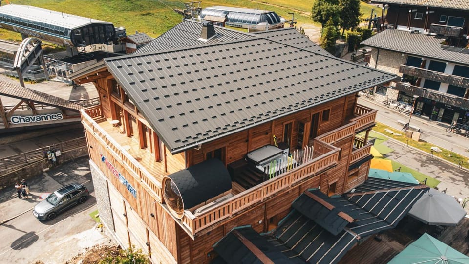 Property building, Day, Bird's eye view, Parking