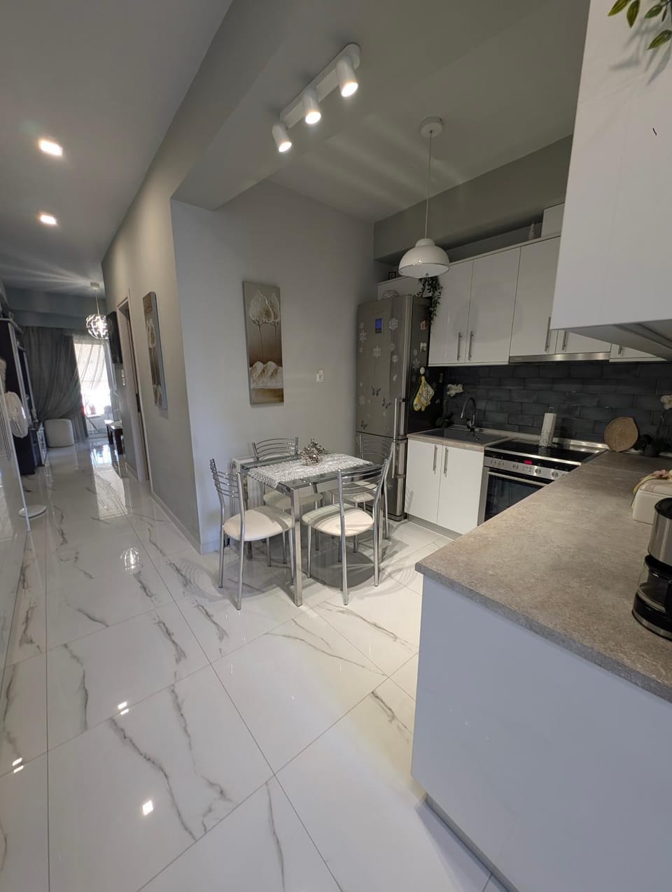 EV Apartment with free parking place Apartment in Volos