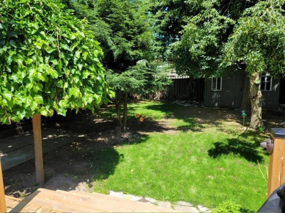 Luxury and comfy Home in Niagara Falls- 28 nights minimum Stay House in Niagara Falls