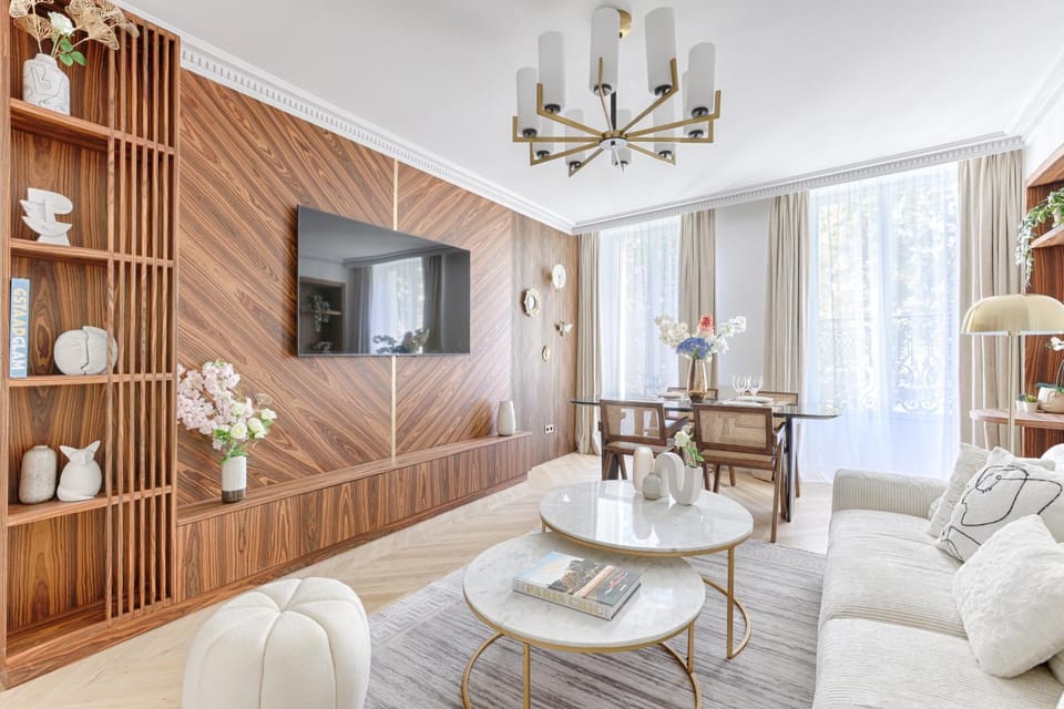 Stunning 2 bedroom at Montparnasse Apartment in Paris