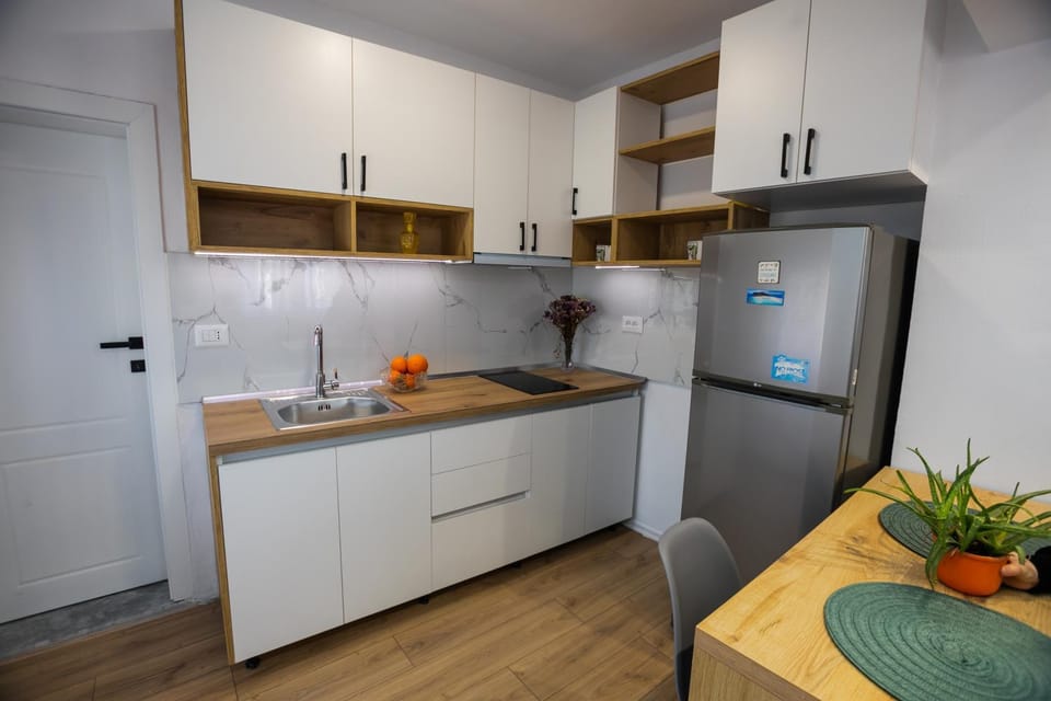 Kitchen or kitchenette, dishwasher, minibar, oven, pet friendly, stove