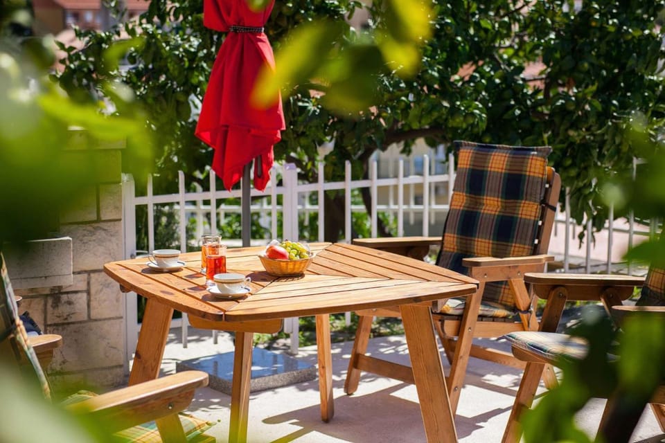 Garden, Balcony/Terrace, Dining area