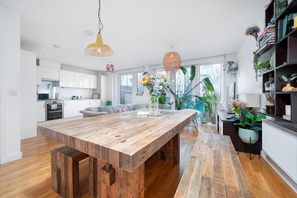 Modern East London Apt, 3 bedrooms, 2 Bathrooms Apartment in London Borough of Hackney