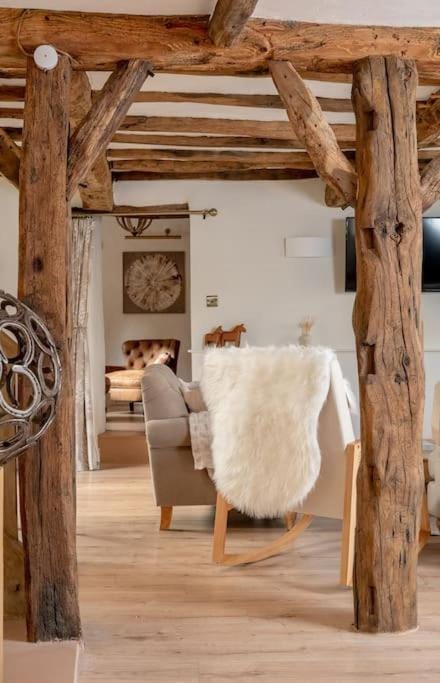 The Smithy Cumbria - 5 star Lake District Luxury, Pet Friendly, Hot Tub House in England