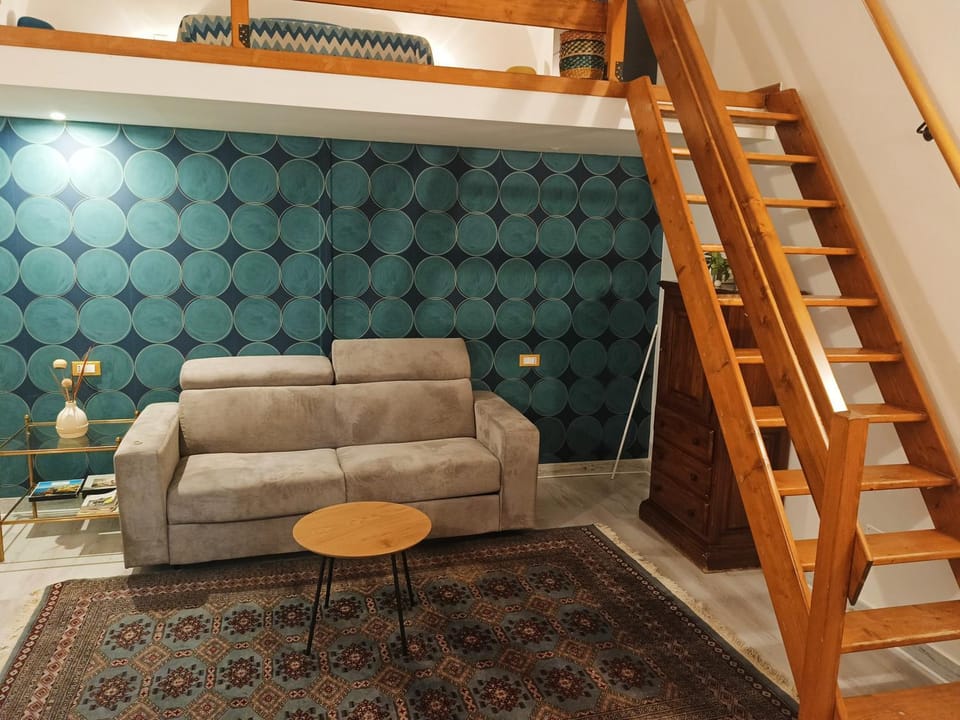 Bed, Living room