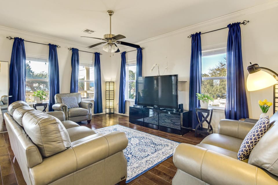 Peaceful Setting w/ Coastal Views: Gulfport Haven House in Gulfport