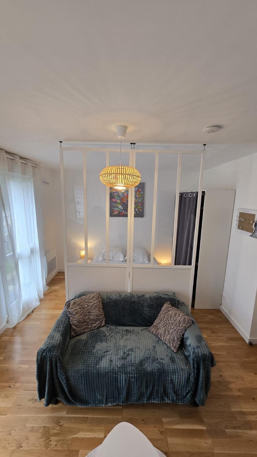 Living room, Photo of the whole room, Seating area