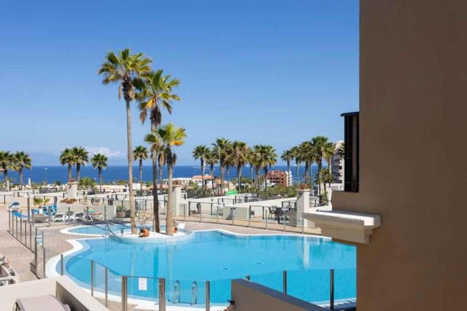 Summer, Swimming pool
