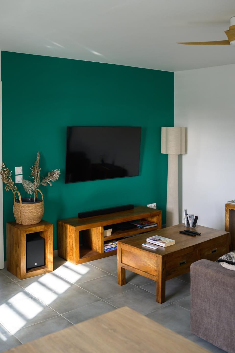 Living room, air conditioner