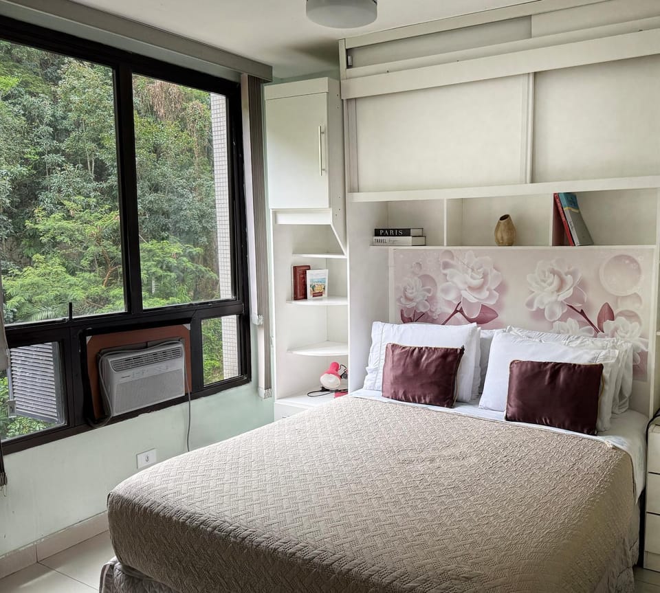 SUÍTE EM COPACABANA - APART HOTEL 200m DA PRAIA, PISCINA, ACADEMIA Apartment hotel in Rio de Janeiro