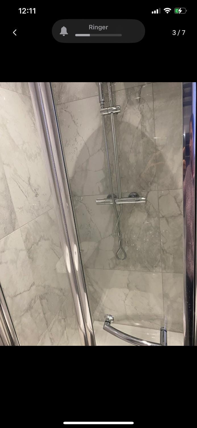 Uxbridge London Sober stay in shared house with Free St parking 5pm to 9am Vacation rental in Uxbridge