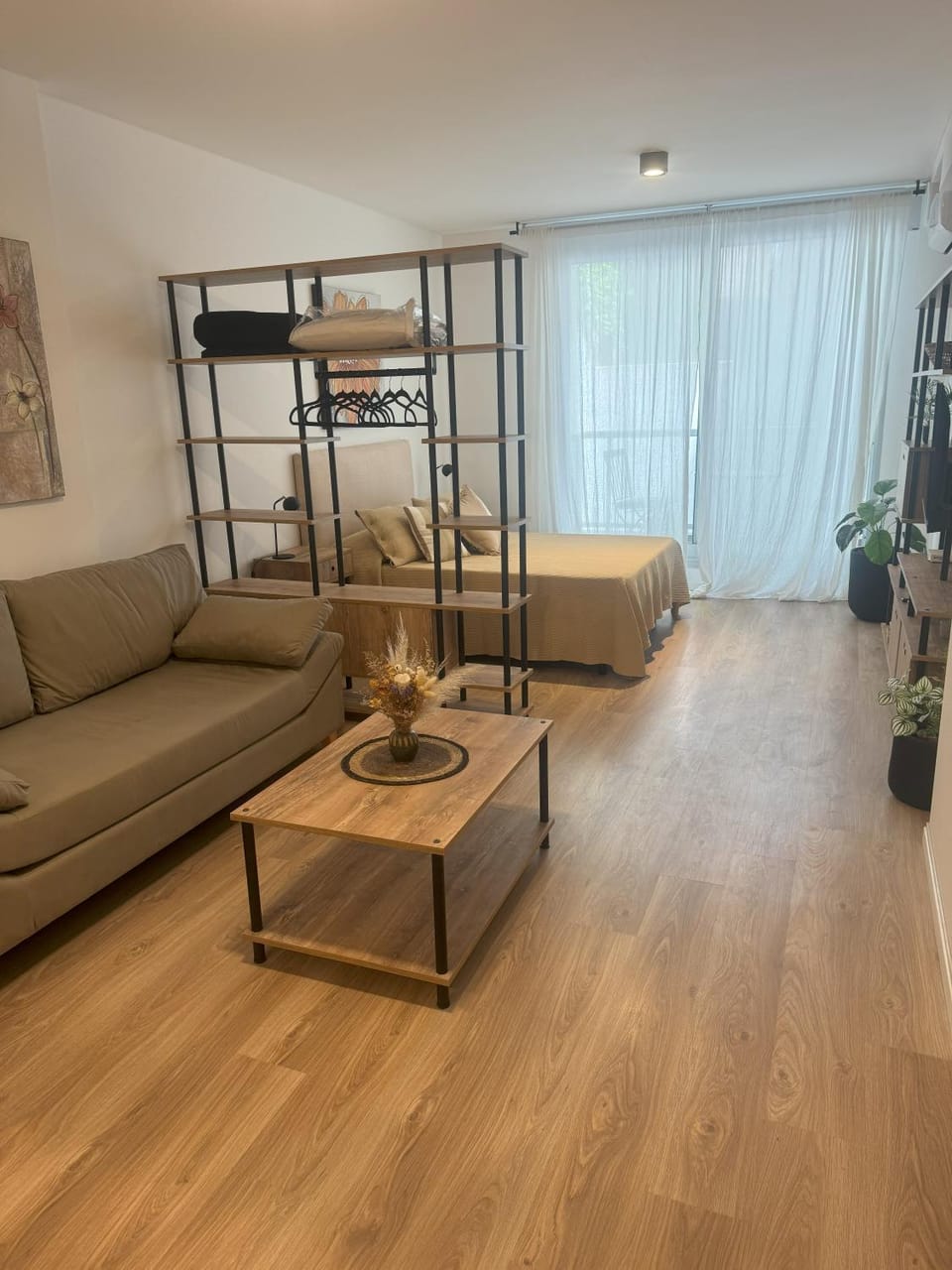 Photo of the whole room