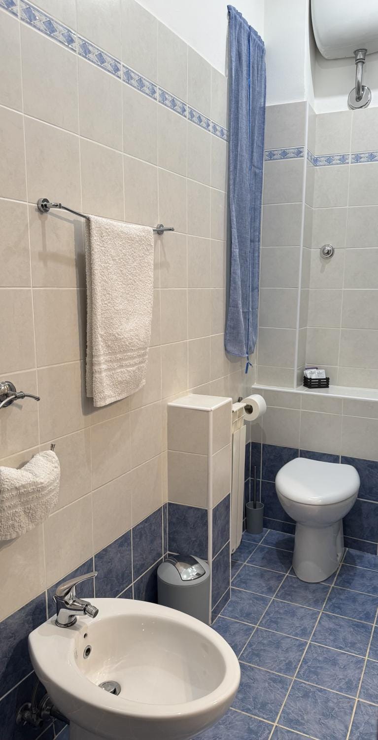 Toilet, Bathroom