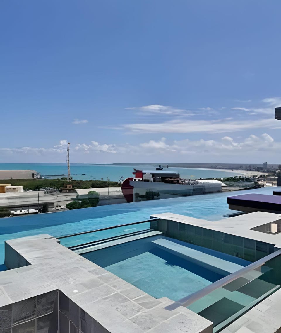 New Time Pajuçara | Beira Mar + Piscina infinita Apartment in Maceió