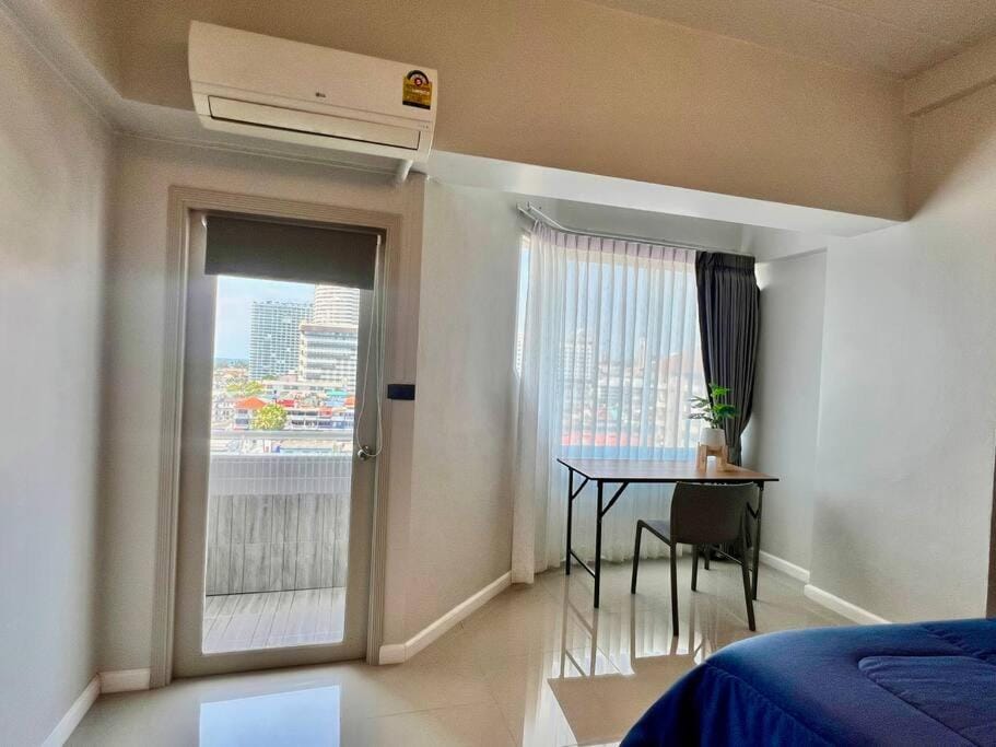 Jomtien Beach Soi7 Pattaya Thiantong Conditel-263 Apartment in Pattaya City