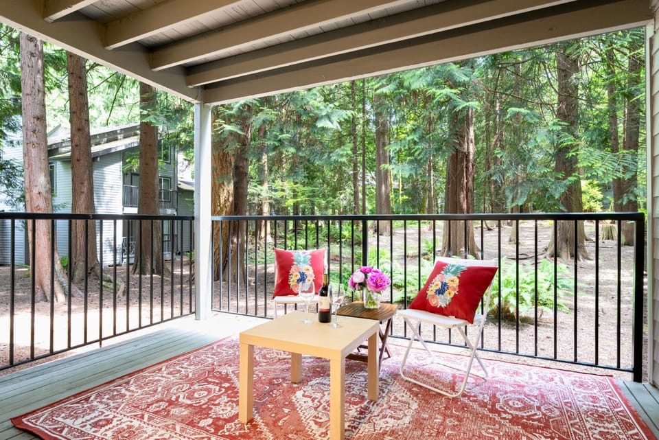 Balcony/Terrace, Seating area, Garden view