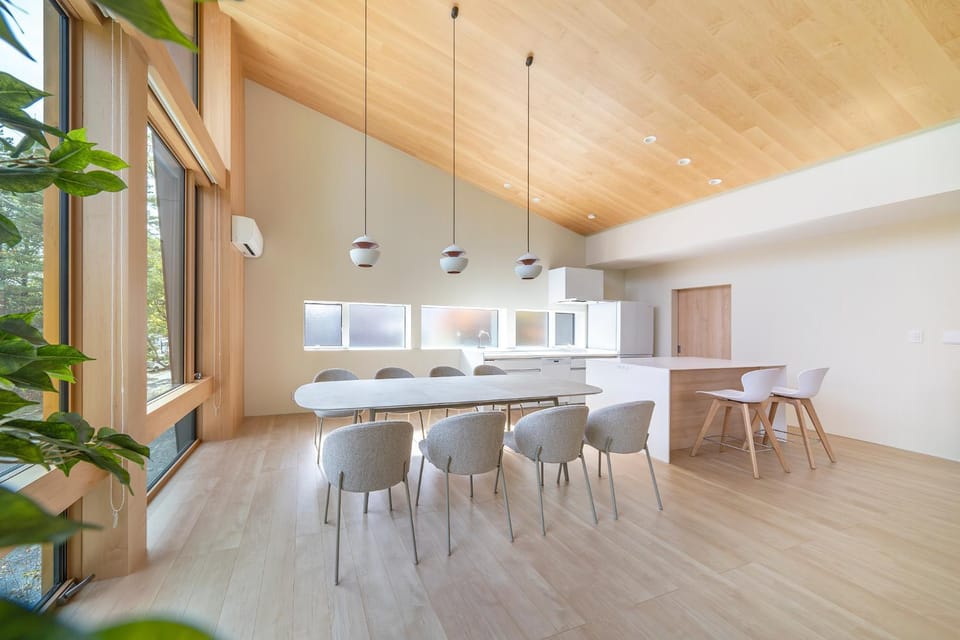 The Bergamot by Hakuba White Fox Company Chalet in Hakuba