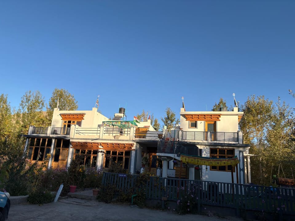 TOKPORINCHEN GUESTHOUSE "homestay" Vacation rental in India