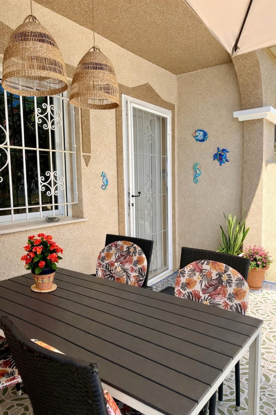 Patio, Seating area