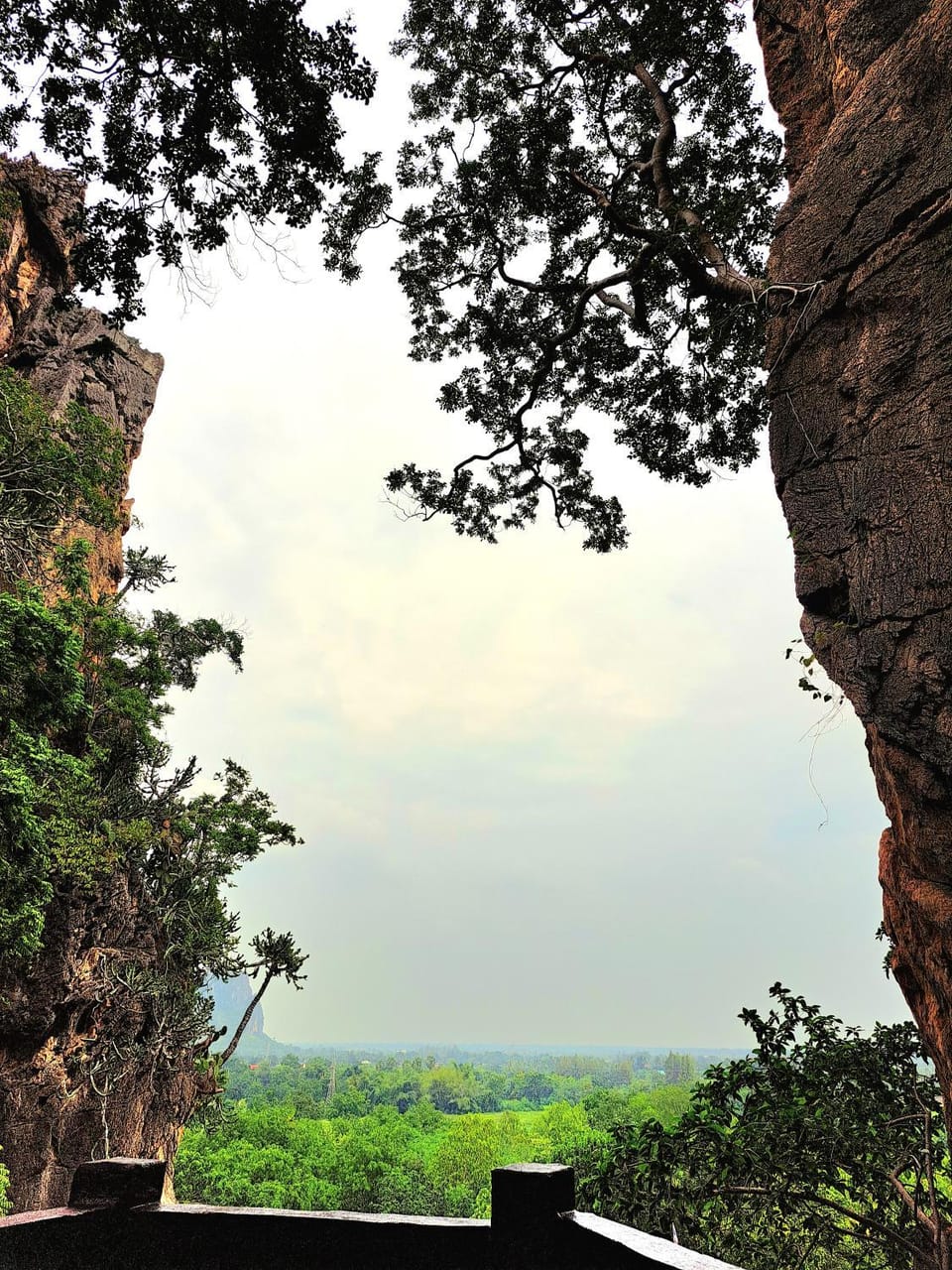 Nearby landmark, Natural landscape, Mountain view