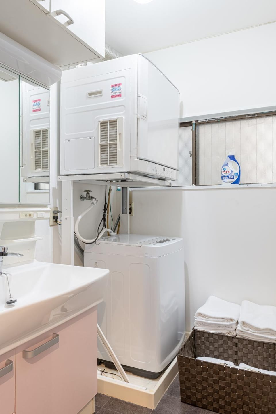 Bathroom, washing machine