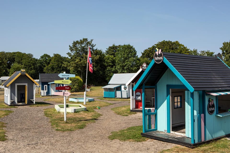 Natural landscape, Children play ground