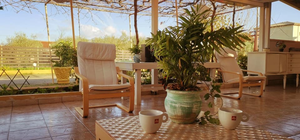 Seating area