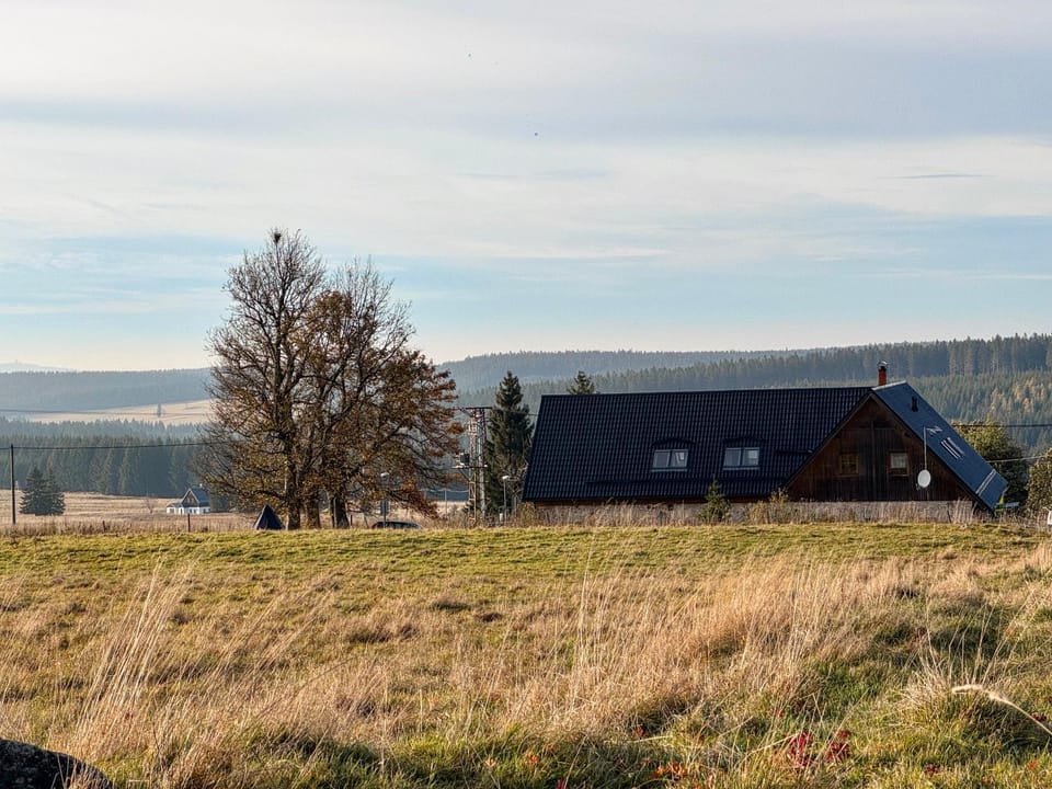 Property building, Natural landscape, Mountain view