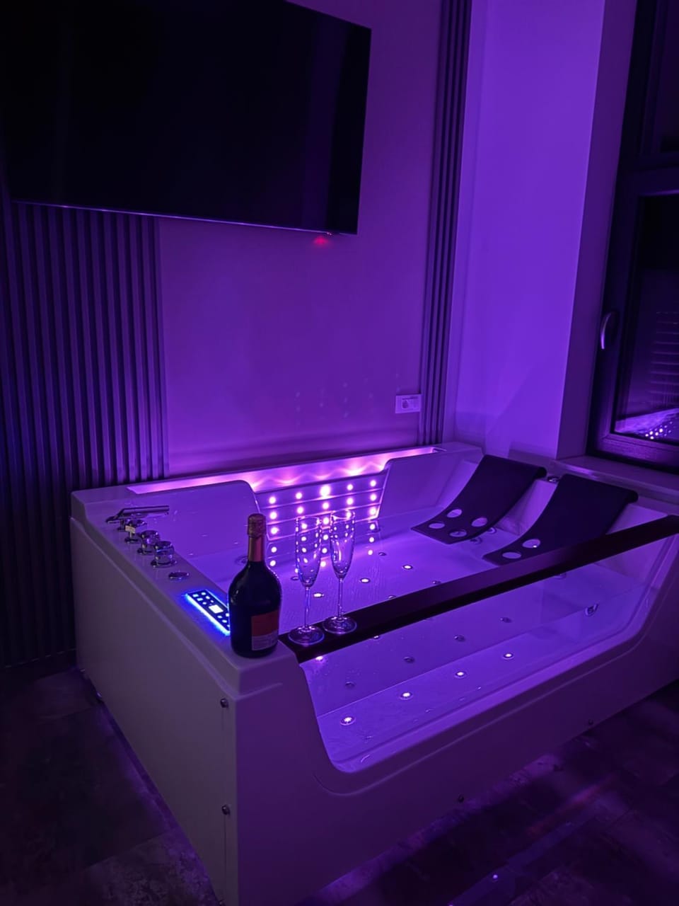 Galactic&Ludmila Suite SPA Hotel in Brașov County