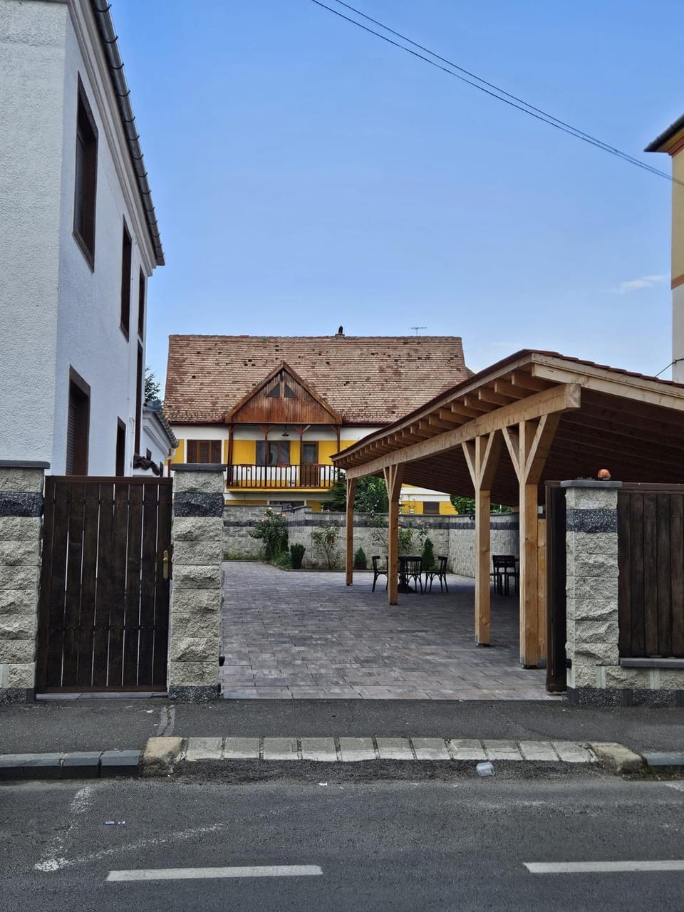 Property building, Day