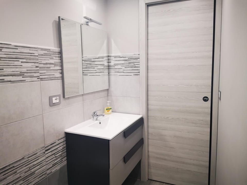 Royal House Apartment in Catania