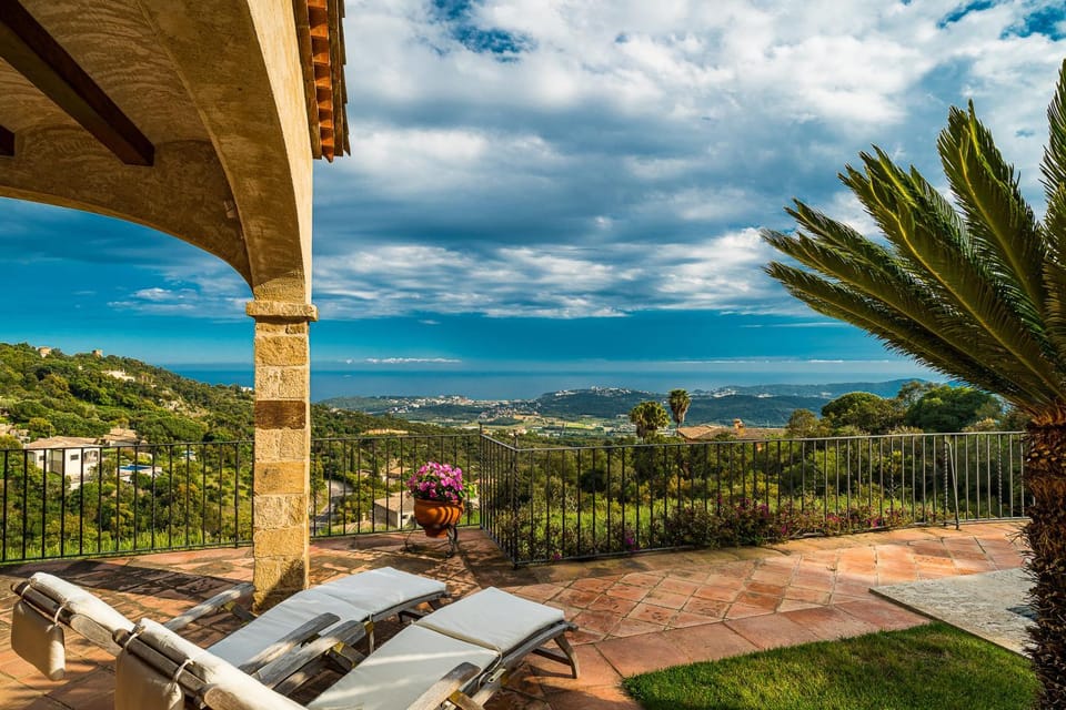 Natural landscape, View (from property/room), Mountain view, Sea view
