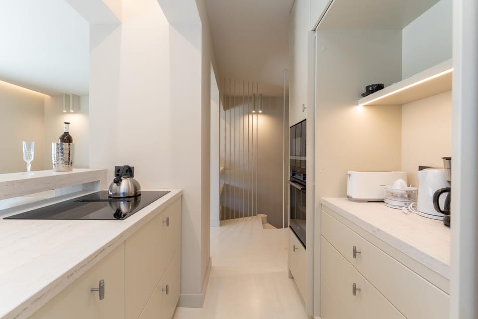 Kitchen or kitchenette, microwave, oven