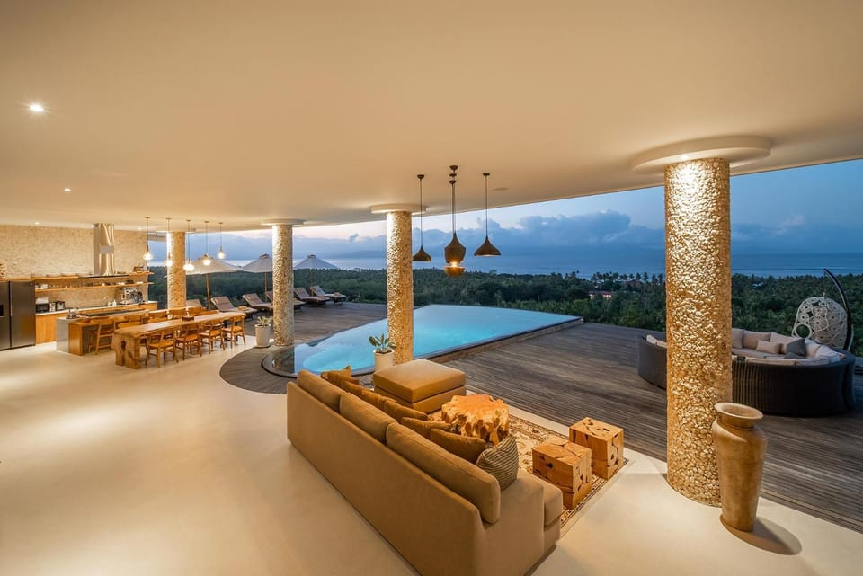 Restaurant/places to eat, Swimming pool, Breakfast