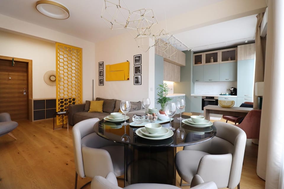 Living room, Dining area, kitchen