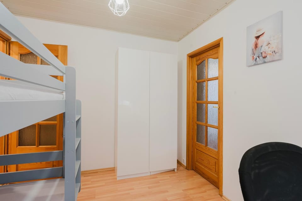 Bed, Photo of the whole room, Bedroom, bunk bed