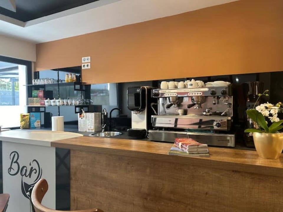 Property building, Lounge or bar