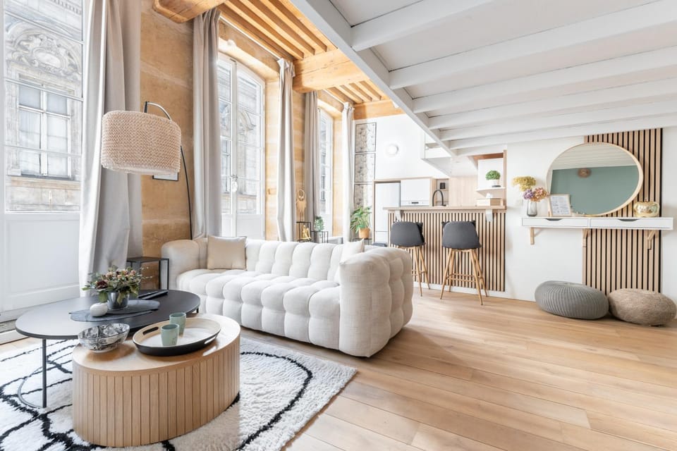 Living room, Seating area