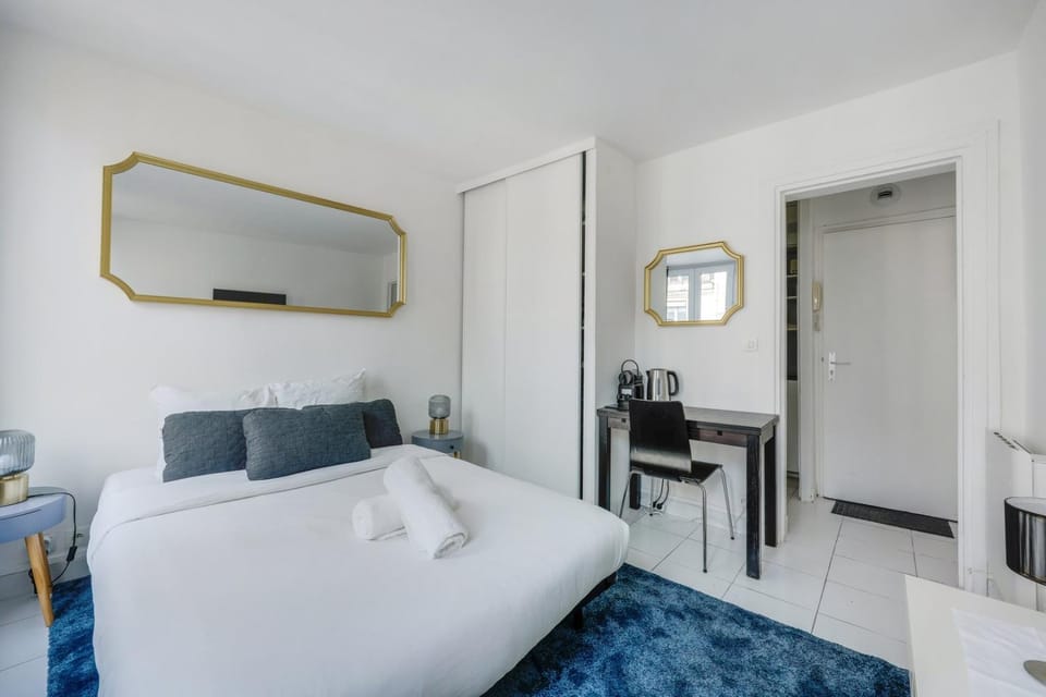 My Parisian Terrasse Apartment in Paris