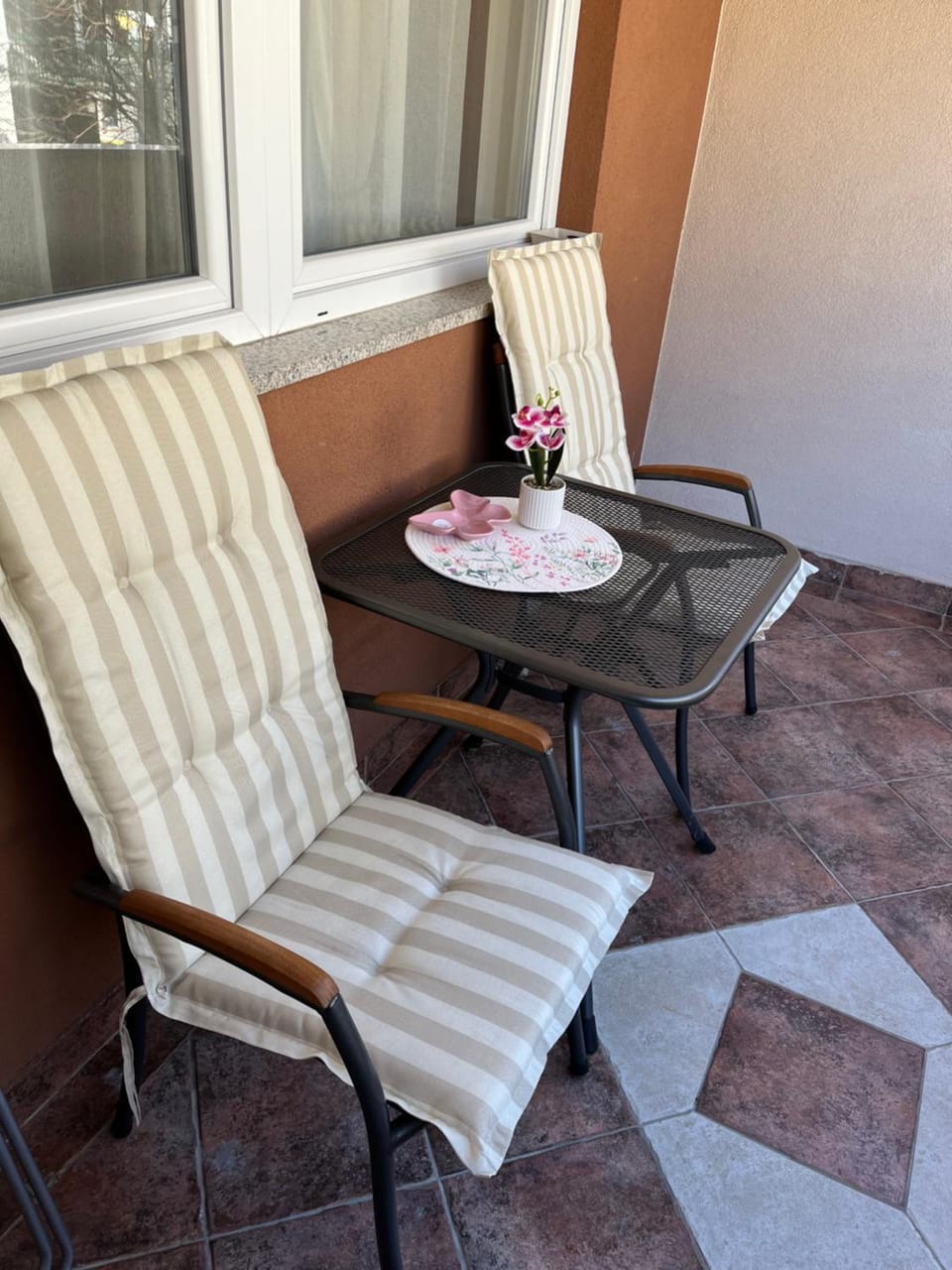 Property building, Balcony/Terrace