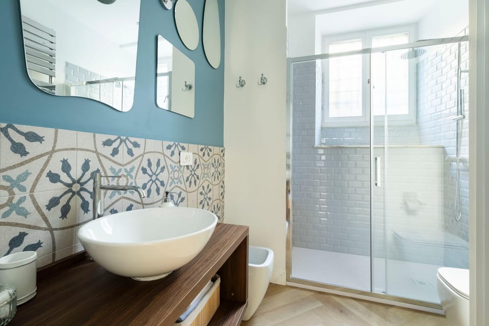 Shower, Bathroom