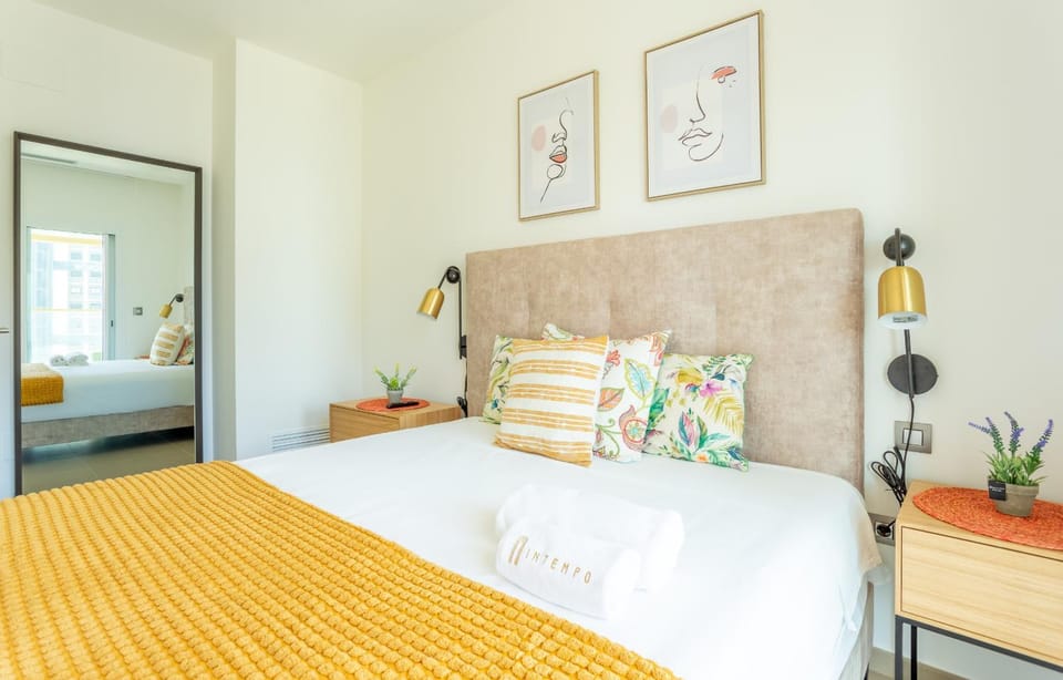 Bed, Bedroom