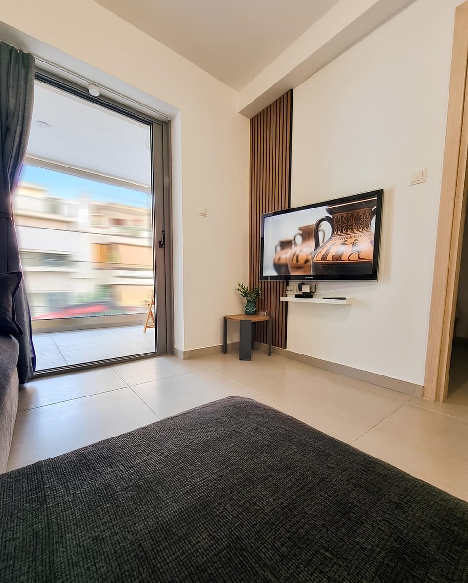 Property building, TV and multimedia, Living room