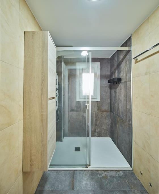 Gades Zuloaga Ha Apartment in Cadiz