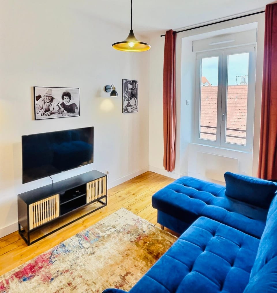 TV and multimedia, Living room