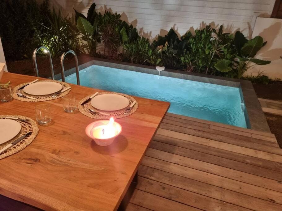 Patio, Pool view