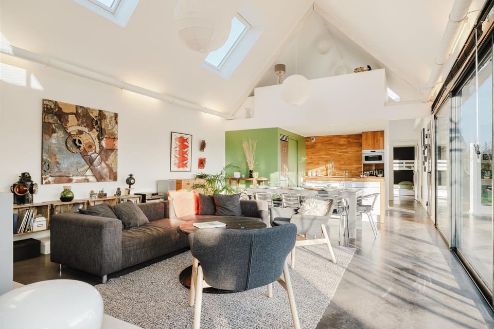 Property building, Living room