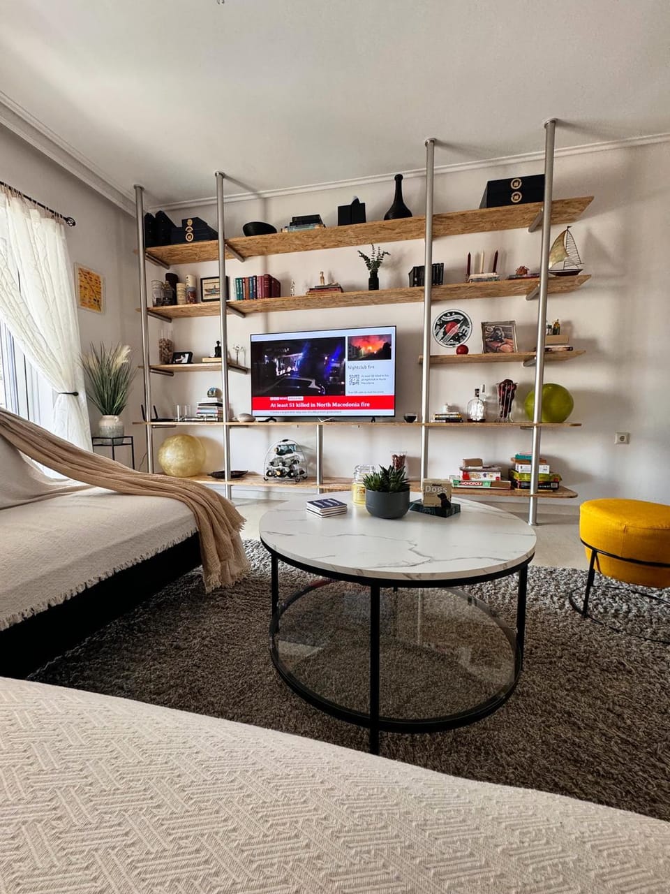 Communal lounge/ TV room, TV and multimedia, Living room, Seating area