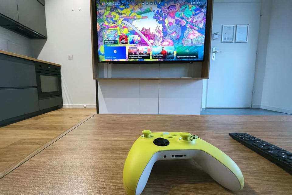 Game Room, Living room